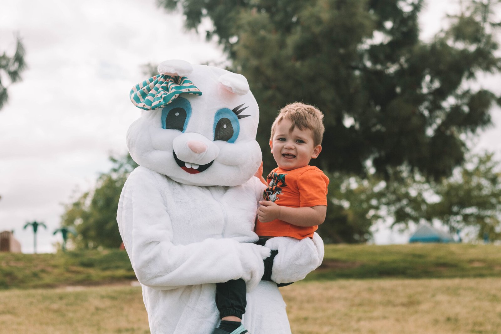 Easter egg hunt easter bunny